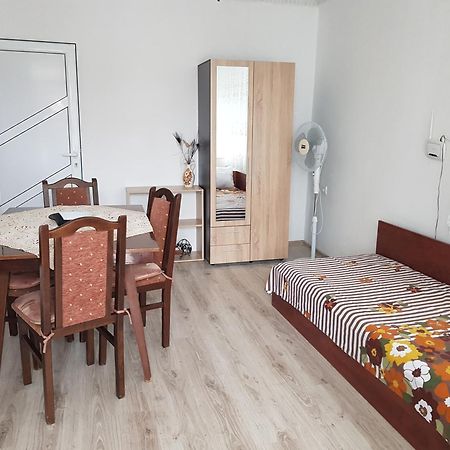 Megi Apartments Sozopol Eksteriør bilde
